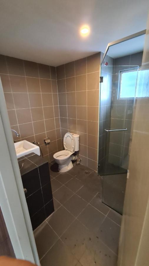 Kk Aeropod Corner Unit A Near Airport And Free Parking *
