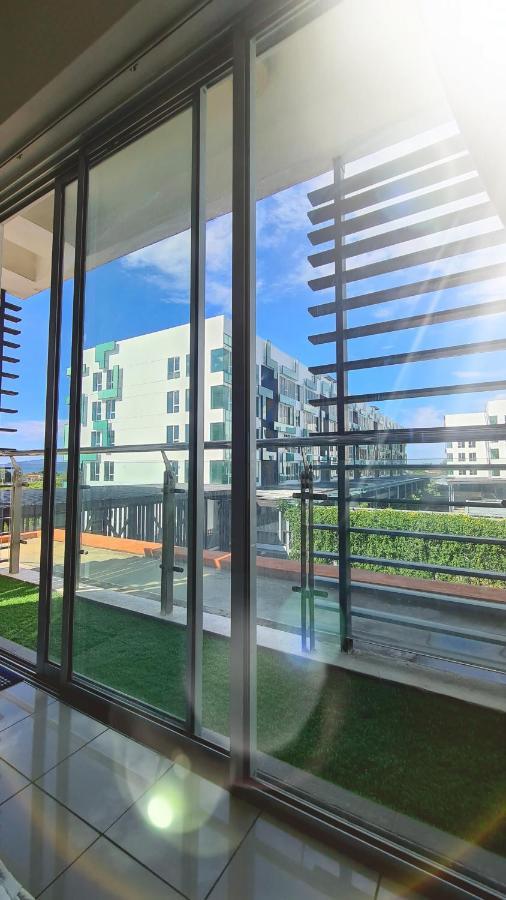 Kk Aeropod Corner Unit A Near Airport And Free Parking Apartment Kota Kinabalu